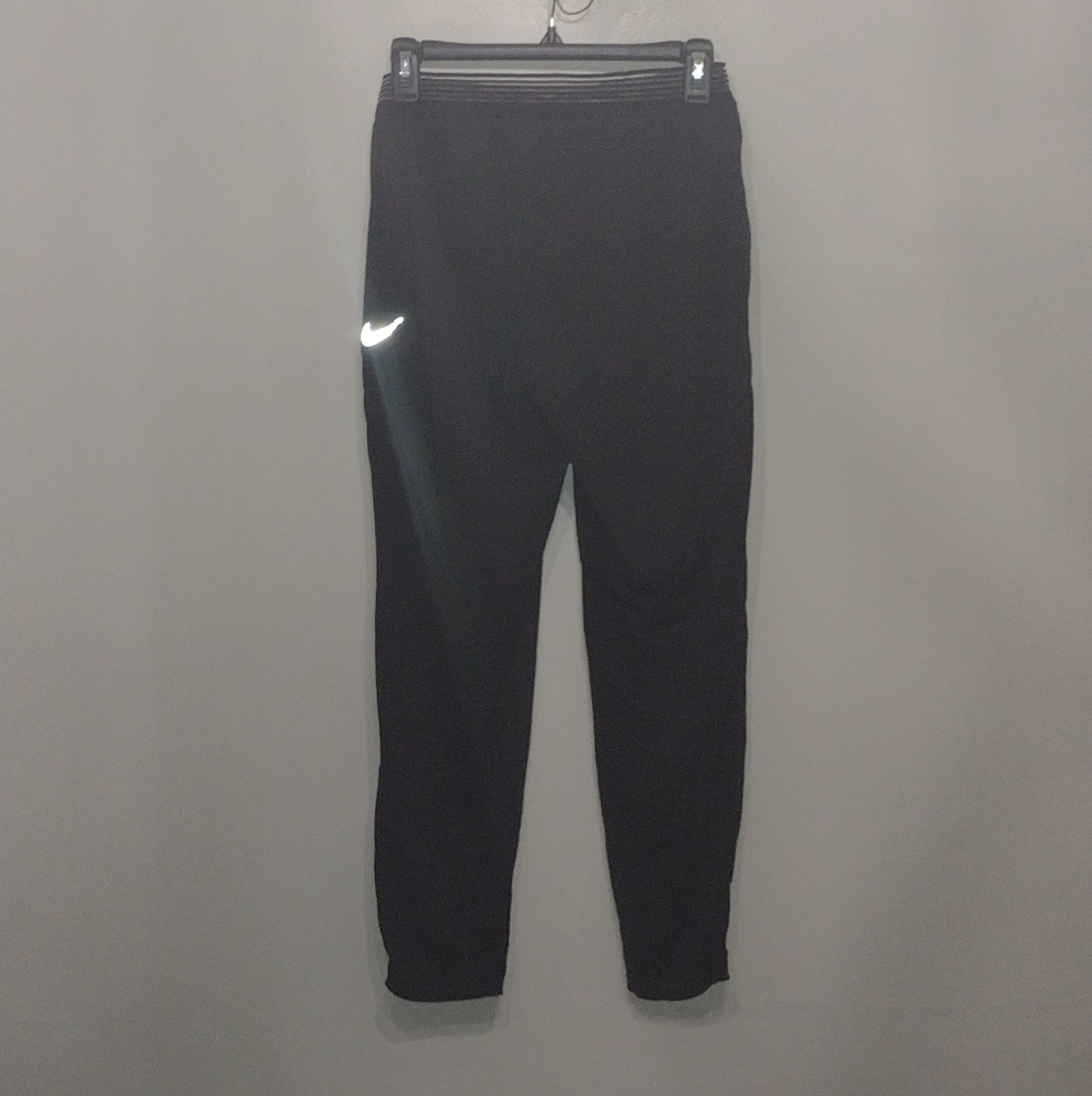 Nike girls sport pants.
